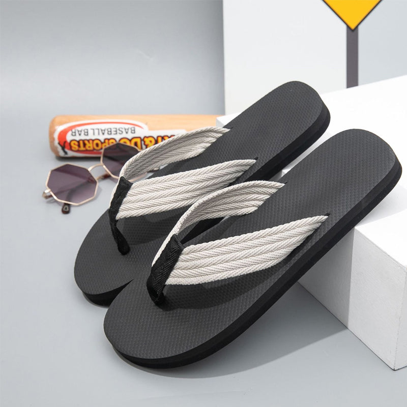 Fashionable Beach Flip Flops